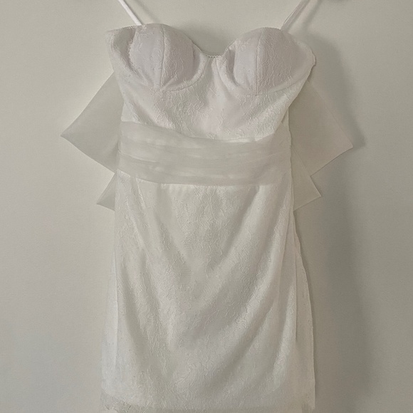 Katie May Kenny Dress in Ivory Floral - Picture 10 of 11